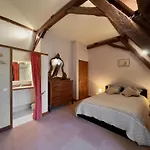 Dom wakacyjny Domaine De La Source Montignac-Lascaux